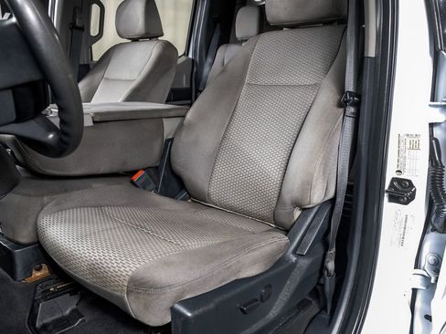 Used 2022 Ford F250 XLT w/ XLT Value Package image 29