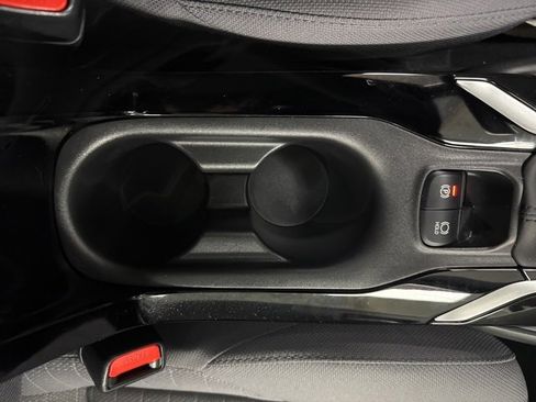 Certified 2022 Toyota Corolla SE image 32