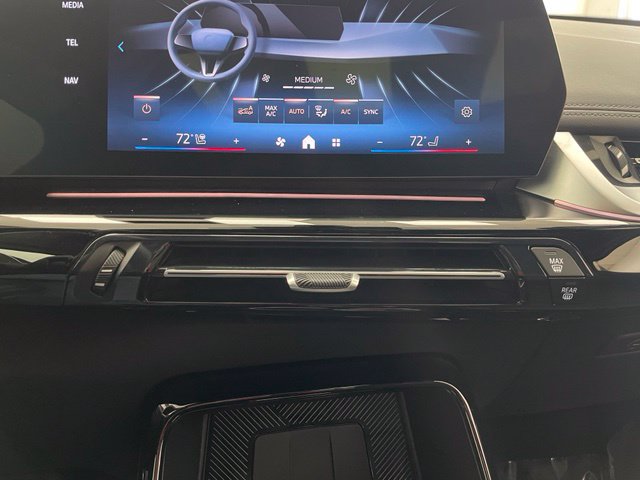 Used 2025 BMW X1 xDrive28i AWD/4WD image 5