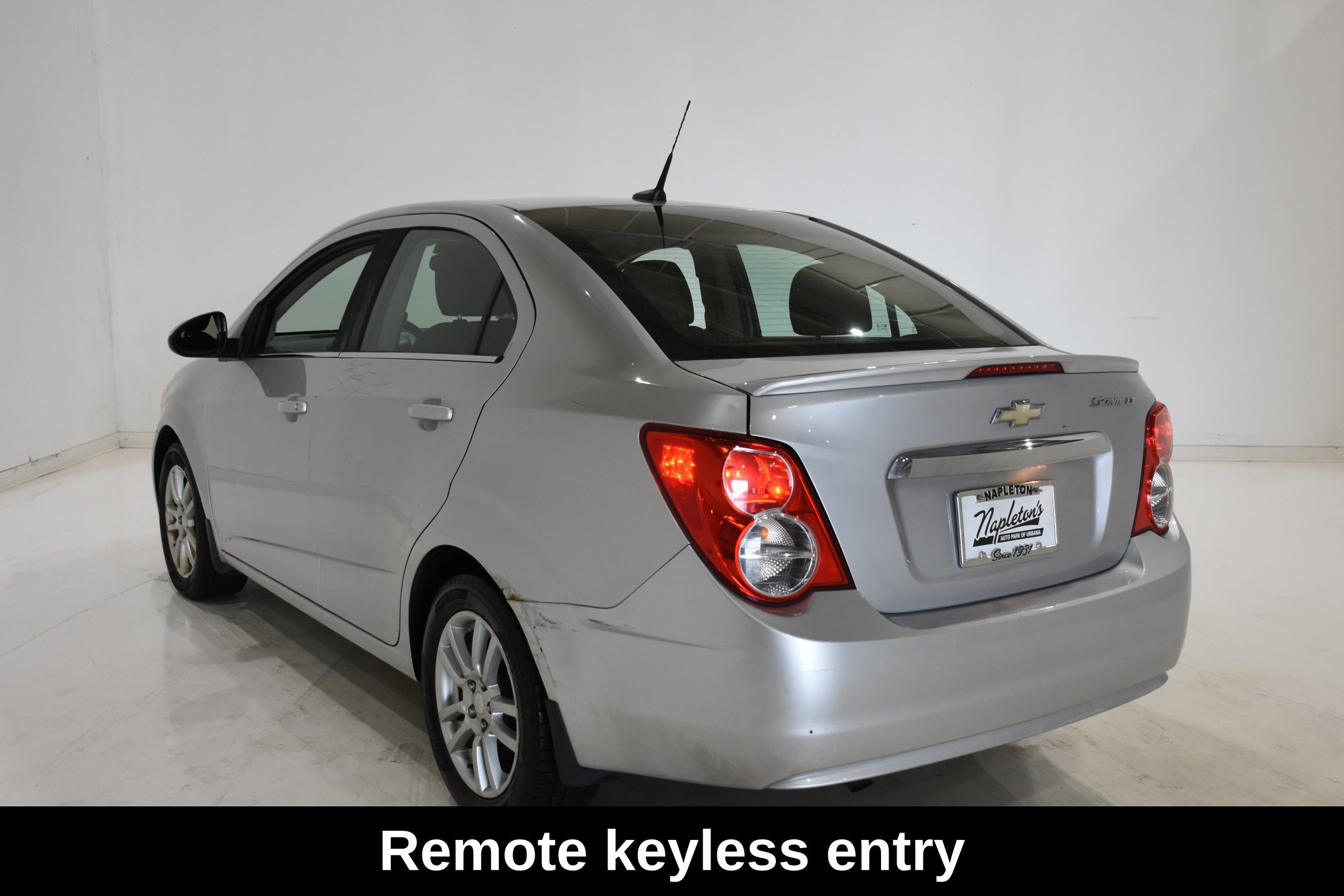 Used 2013 Chevrolet Sonic LT w/ Wheels and Fog Lamp Package FWD image 4