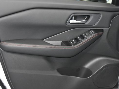 New 2026 Nissan Rogue SV AWD/4WD image 3