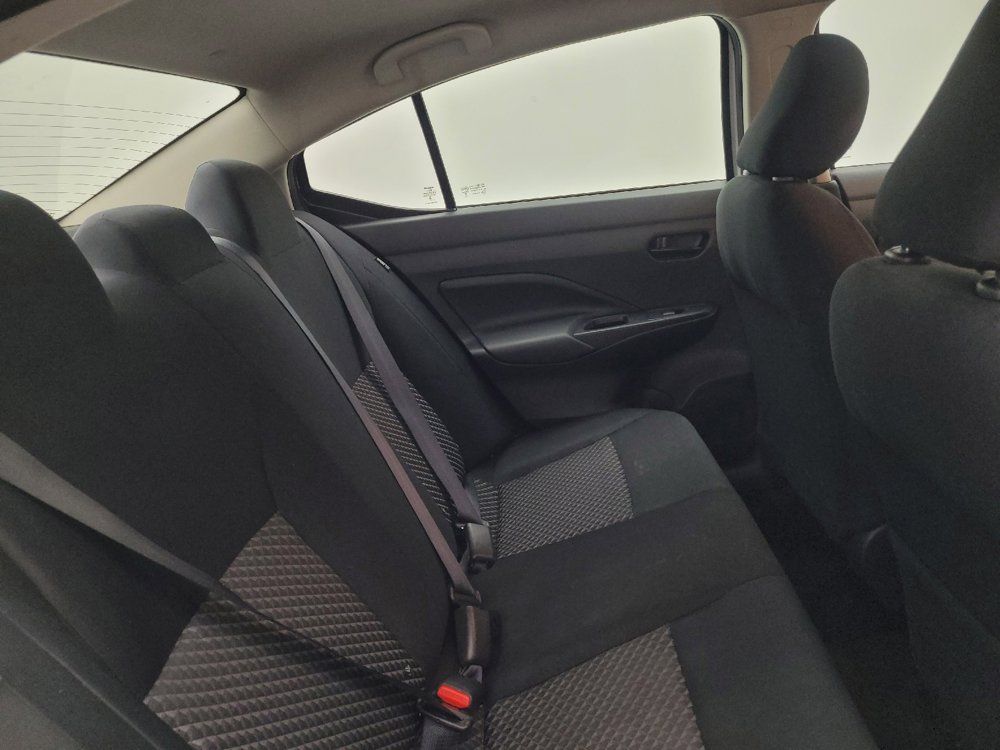 Used 2023 Nissan Versa S FWD image 19