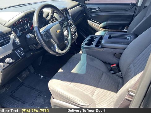 Used 2017 Chevrolet Suburban LS w/ Enhanced Driver Alert Package RWD image 14