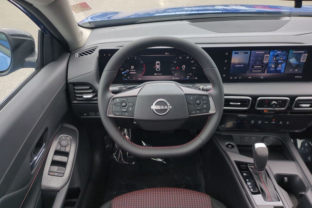 New 2026 Nissan Sentra SR w/ Floor Mat Package FWD image 29