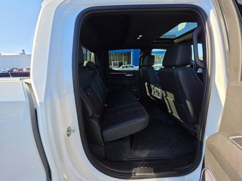 Used 2023 Chevrolet Silverado 1500 High Country w/ High Country Premium Package image 17