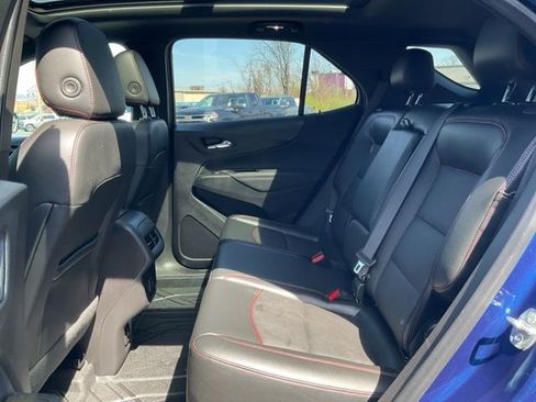 Certified 2023 Chevrolet Equinox RS w/ RS Leather Package AWD/4WD image 9
