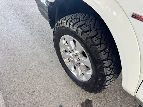 Used 2018 RAM 2500 Laramie w/ Sport Appearance Group AWD/4WD image 34