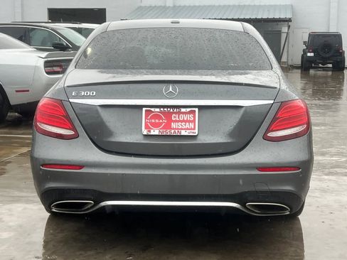 Used 2018 Mercedes-Benz E 300 image 8
