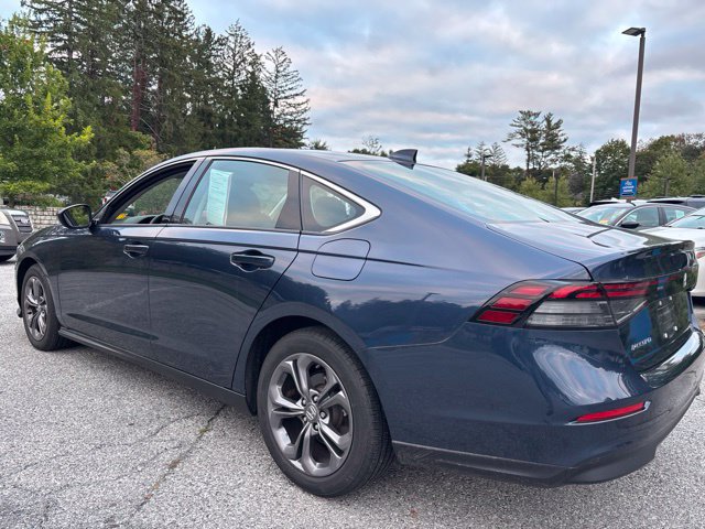 Used 2023 Honda Accord EX image 4