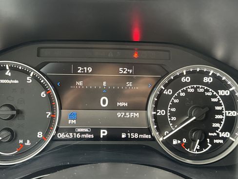 Used 2024 Mitsubishi Outlander SE Black Edition image 11