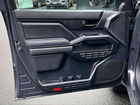 Used 2025 Toyota Tacoma SR5 RWD image 18