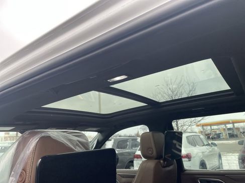 Used 2021 Chevrolet Tahoe High Country image 9