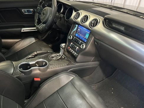 Used 2022 Ford Mustang GT Premium RWD image 17