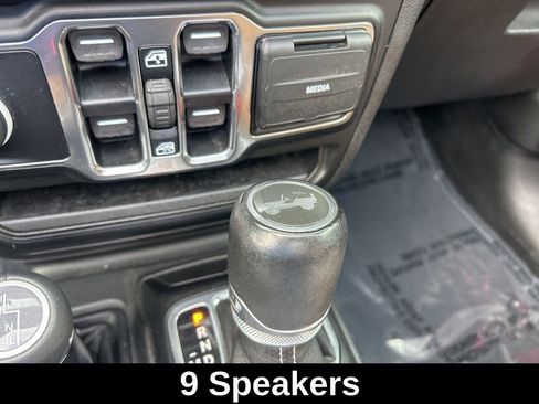 Certified 2022 Jeep Wrangler Unlimited Sahara w/ LED Lighting Group AWD/4WD image 15