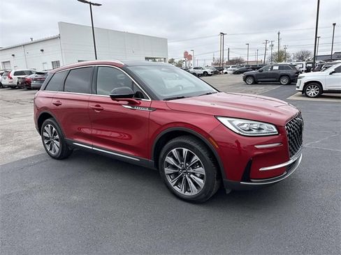 Used 2023 Lincoln Corsair Reserve w/ Equipment Group 201A image 6