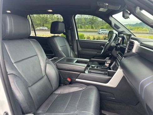 Used 2025 Toyota Sequoia Platinum AWD/4WD image 14