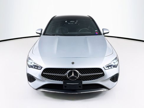 Used 2025 Mercedes-Benz CLA 250 4MATIC image 3
