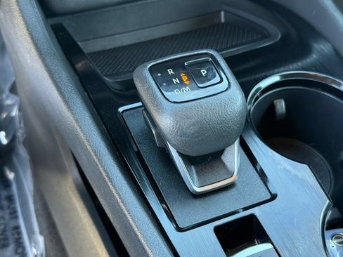 Used 2023 Nissan Rogue SV w/ SV Premium Package FWD image 25