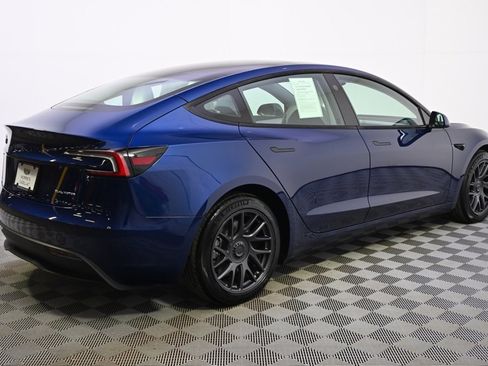 Used 2025 Tesla Model 3 Long Range image 7