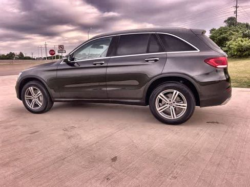 Used 2022 Mercedes-Benz GLC 300 image 4
