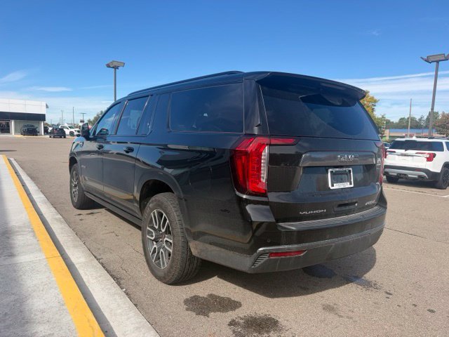 Used 2024 GMC Yukon XL AT4 w/ Technology Package AWD/4WD image 10