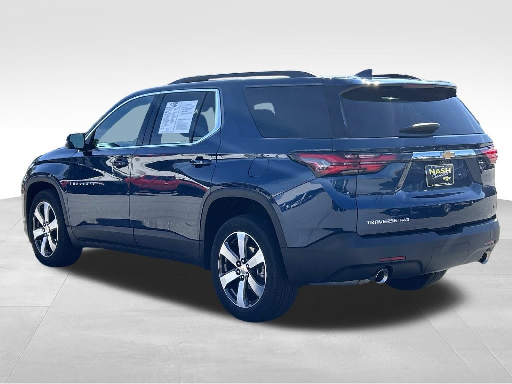 Used 2023 Chevrolet Traverse LT w/ LT Premium Package AWD/4WD image 5