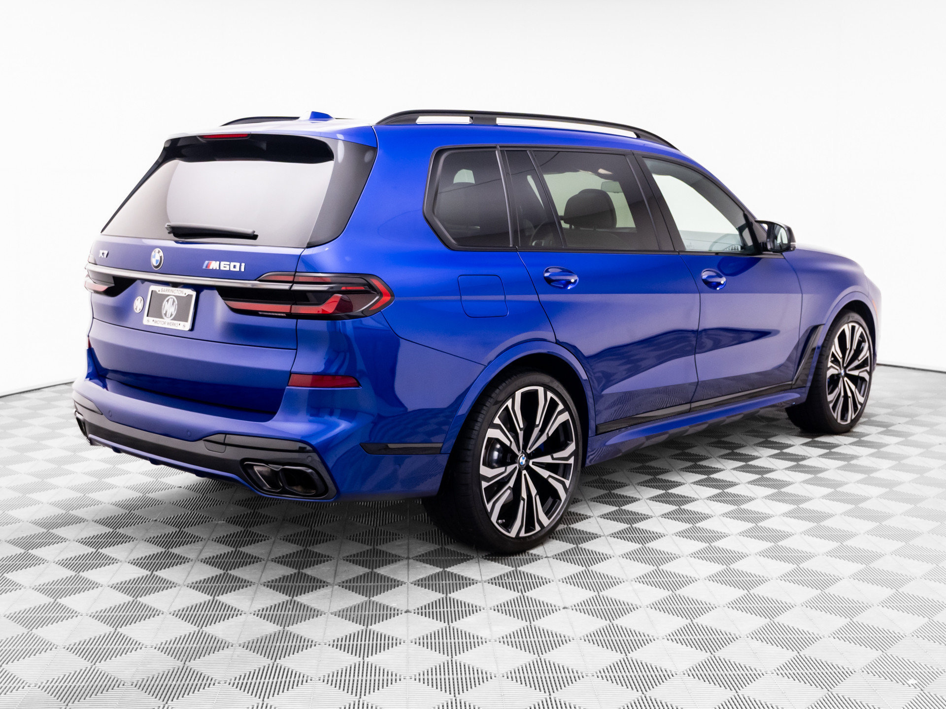 Certified 2025 BMW X7 M60i AWD/4WD image 5