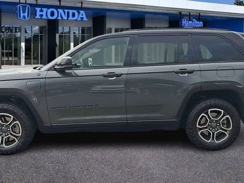 Used 2024 Jeep Grand Cherokee Trailhawk AWD/4WD image 5