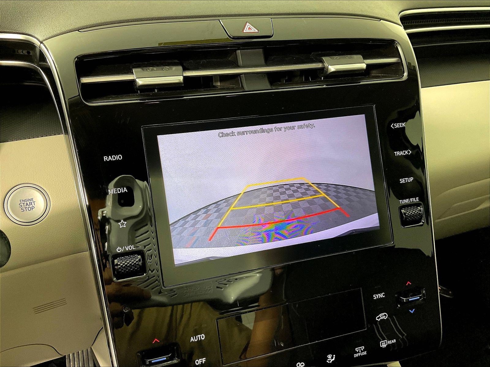 Certified 2024 Hyundai Tucson SEL AWD/4WD image 14