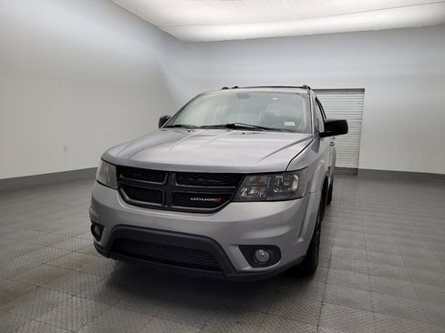 Used 2019 Dodge Journey SE w/ Connectivity Group image 15