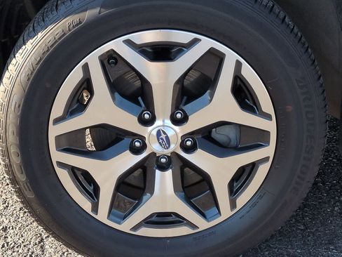 Certified 2023 Subaru Forester Premium image 14