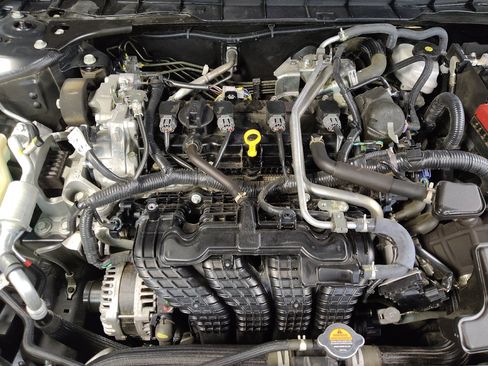 Used 2025 Nissan Altima 2.5 SV FWD image 30