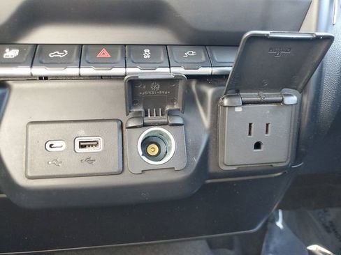 Used 2020 Chevrolet Silverado 2500 LT image 29