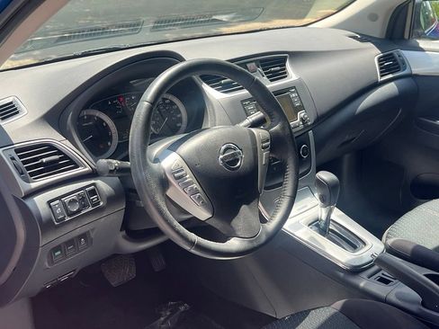 Used 2015 Nissan Sentra SR FWD image 11