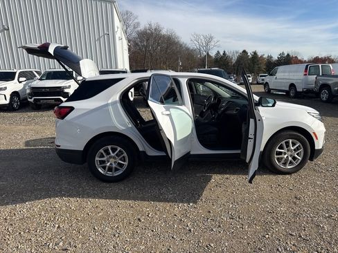 Used 2022 Chevrolet Equinox LT image 36