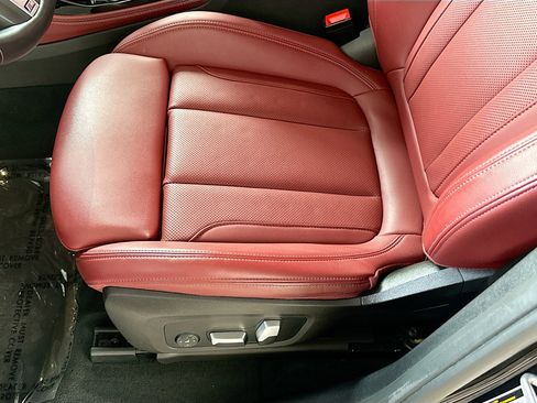 Certified 2023 BMW X4 xDrive30i w/ M Sport Package image 19