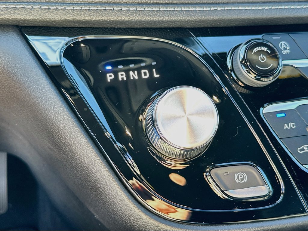 New 2027 Chrysler Pacifica Select FWD image 20