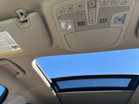 Used 2019 Lincoln Nautilus Reserve w/ Cargo Utility Package image 14