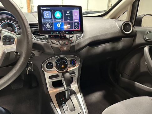 Used 2019 Ford Fiesta SE FWD image 31