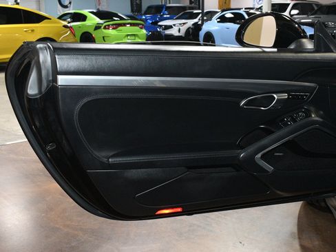Used 2015 Porsche 911 Targa 4 AWD/4WD image 45