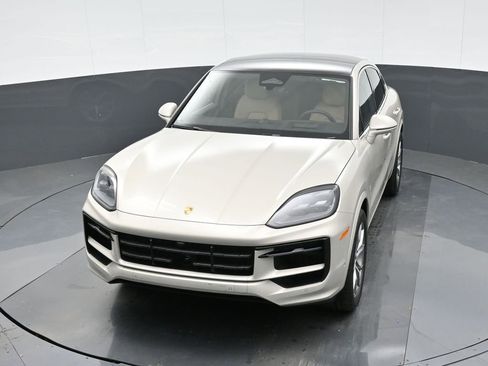 New 2026 Porsche Cayenne Coupe image 33