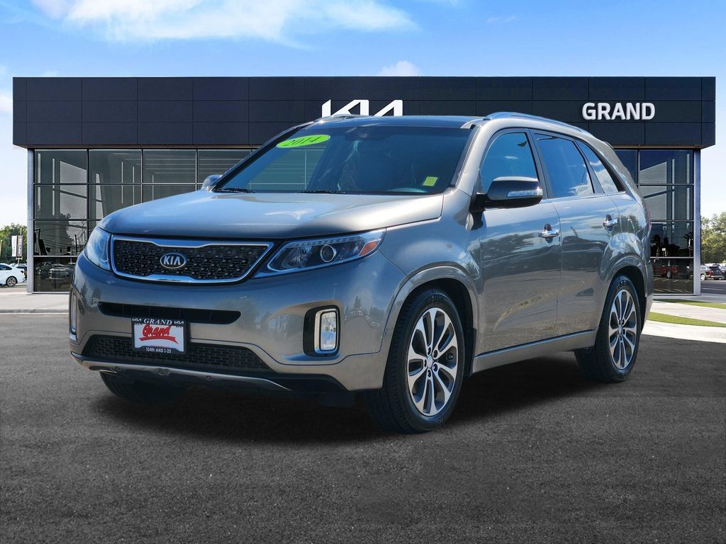 Used 2014 Kia Sorento SX w/ 3rd Row Package FWD image 4