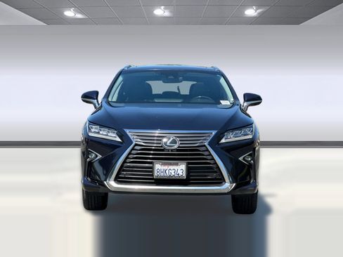 Used 2018 Lexus RX 350L Luxury w/ Cold Area Package (CT) FWD image 6