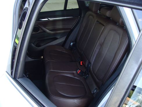 Used 2016 BMW X1 xDrive28i image 8