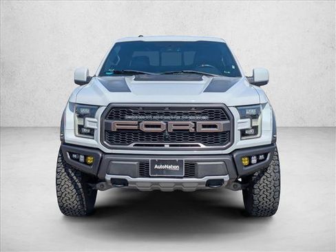 Used 2017 Ford F150 Raptor w/ Equipment Group 802A Luxury AWD/4WD image 2
