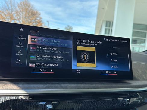 Certified 2023 BMW X7 xDrive40i w/ M Sport Package image 22