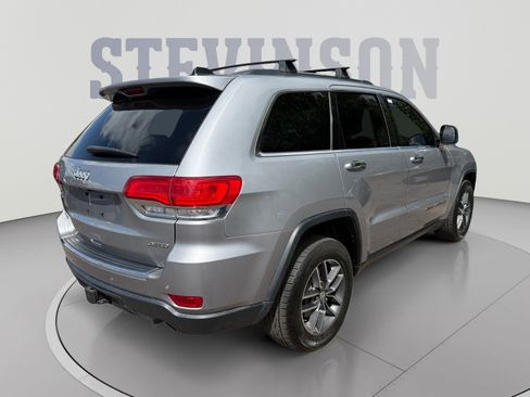 Used 2017 Jeep Grand Cherokee Limited w/ Luxury Group II AWD/4WD image 5