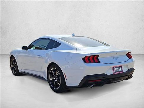 Certified 2025 Ford Mustang Coupe image 8