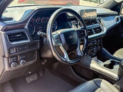 Used 2021 Chevrolet Tahoe Z71 w/ Rear Media and Nav Package AWD/4WD image 8