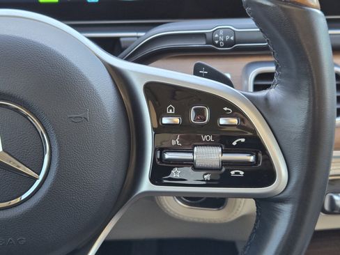 Used 2021 Mercedes-Benz GLE 450 4MATIC image 33